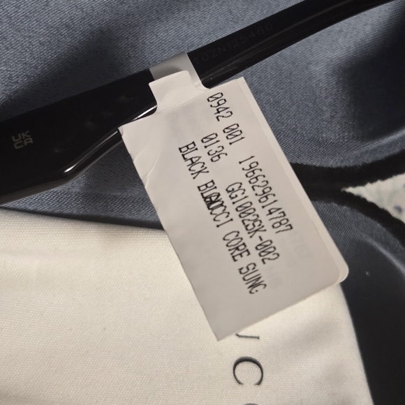 Gucci Sunglasses - Picture 13 of 13